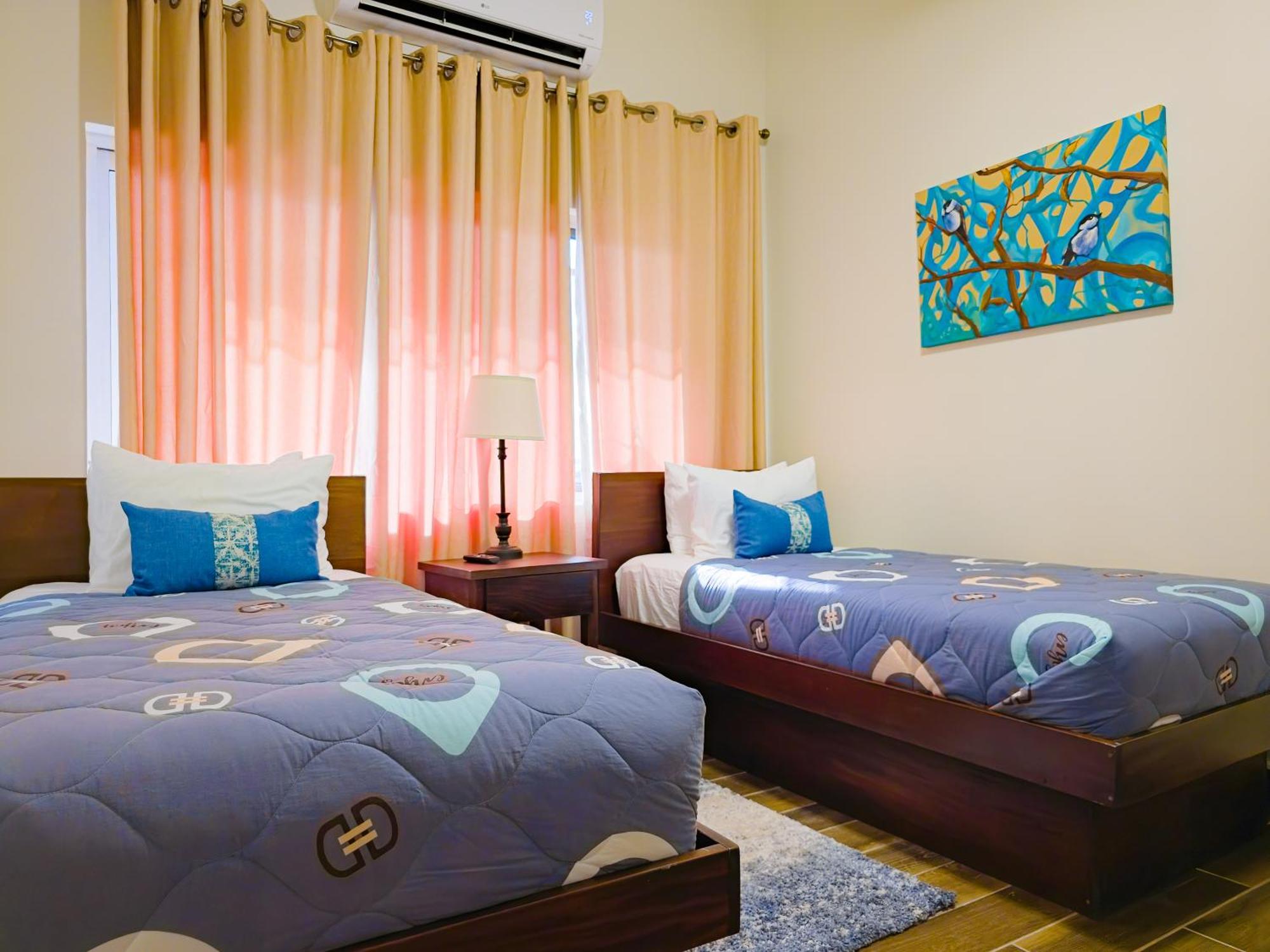 Louis' Apartments Placencia Ngoại thất bức ảnh