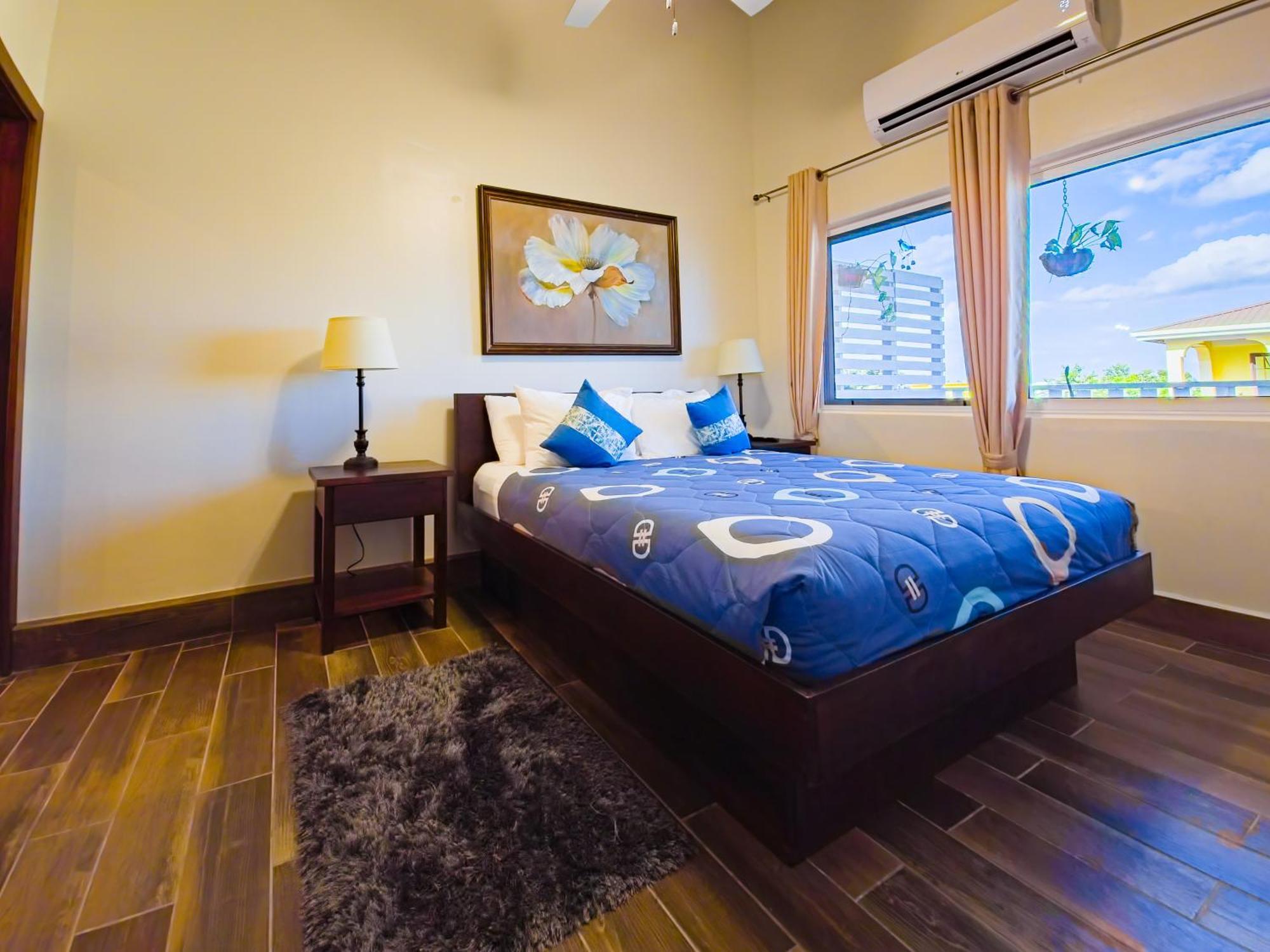 Louis' Apartments Placencia Ngoại thất bức ảnh