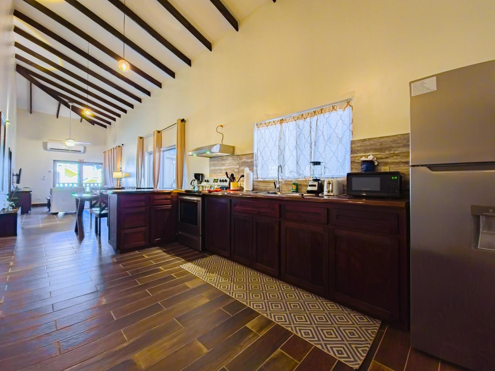 Louis' Apartments Placencia Ngoại thất bức ảnh