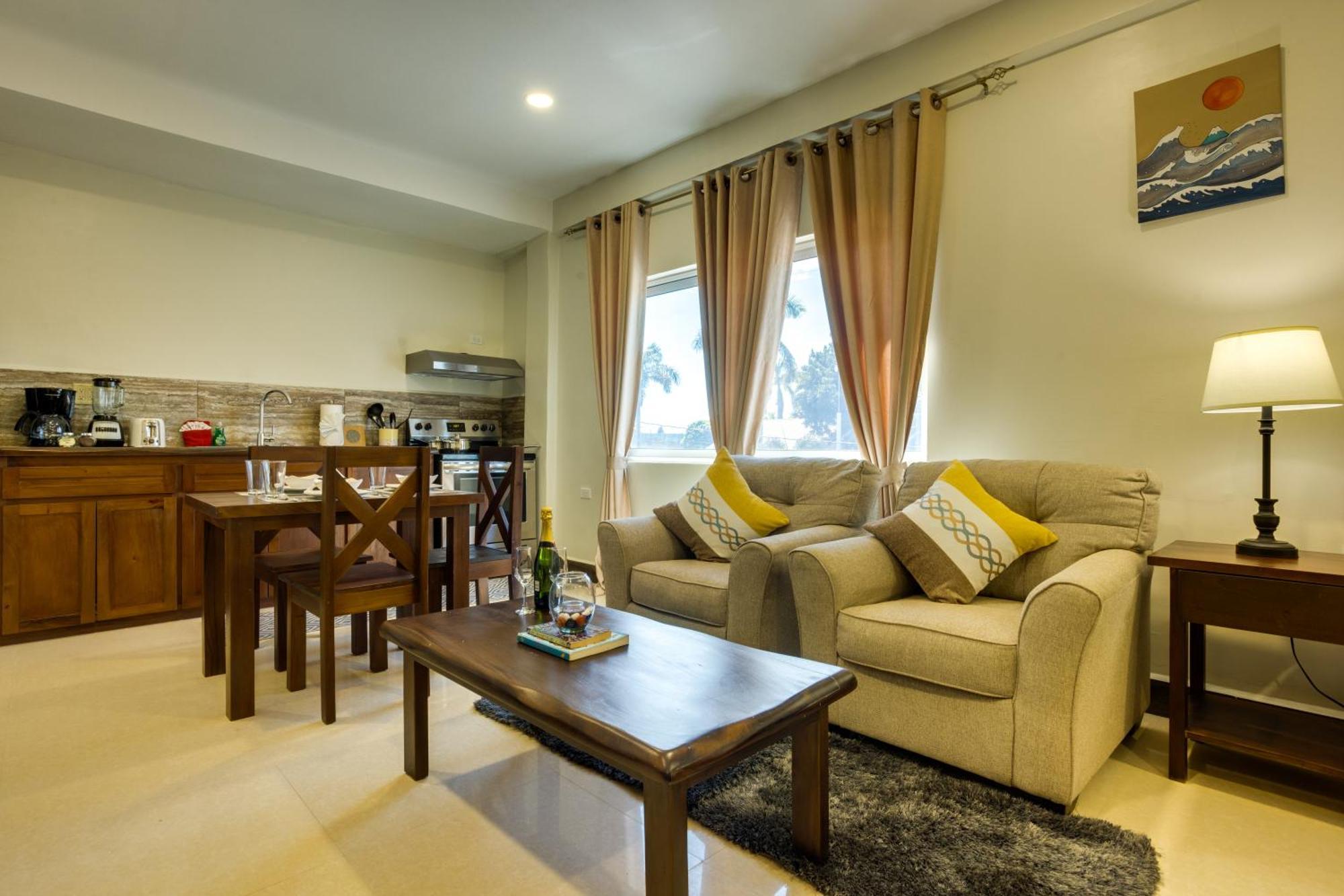 Louis' Apartments Placencia Ngoại thất bức ảnh